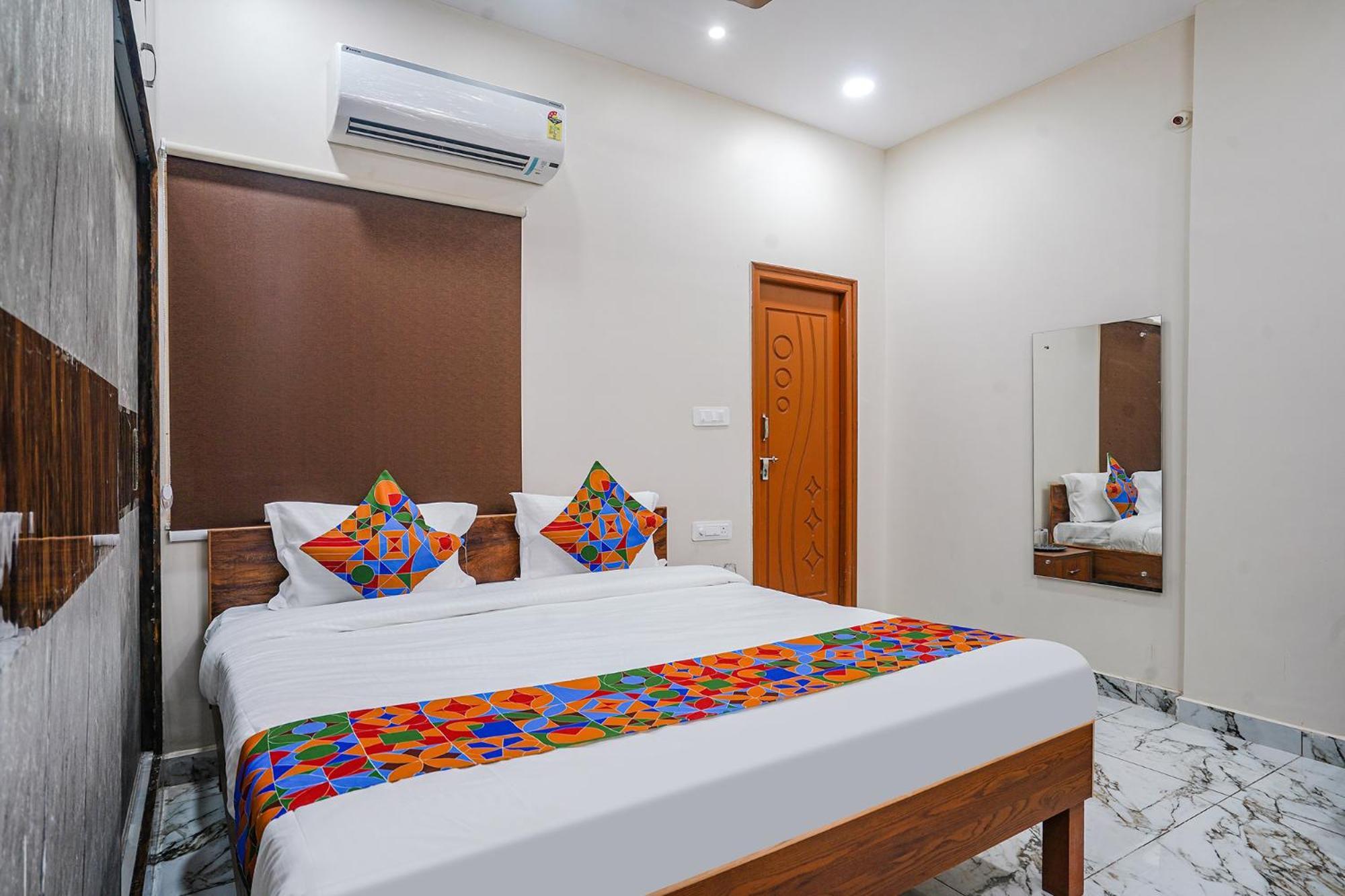 Fabhotel Perams Grand Inn - Hitech City Hyderabad Eksteriør bilde