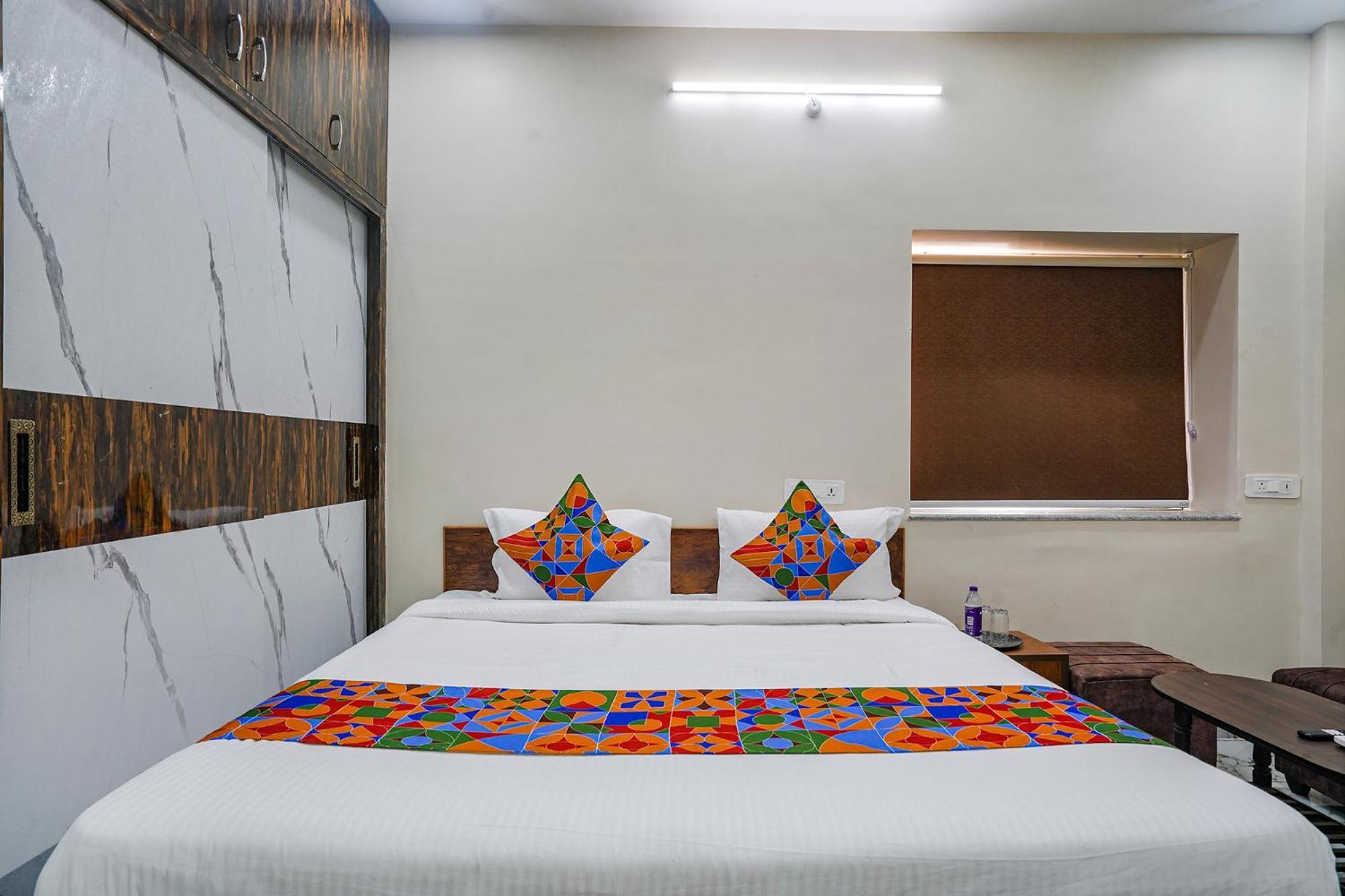 Fabhotel Perams Grand Inn - Hitech City Hyderabad Eksteriør bilde