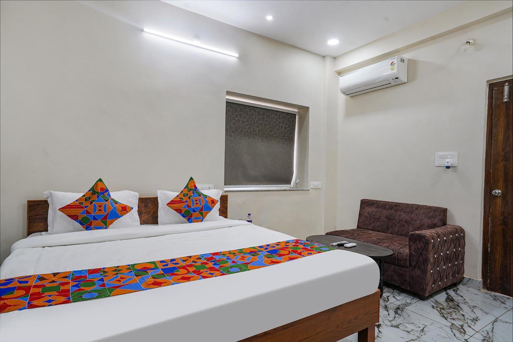 Fabhotel Perams Grand Inn - Hitech City Hyderabad Eksteriør bilde