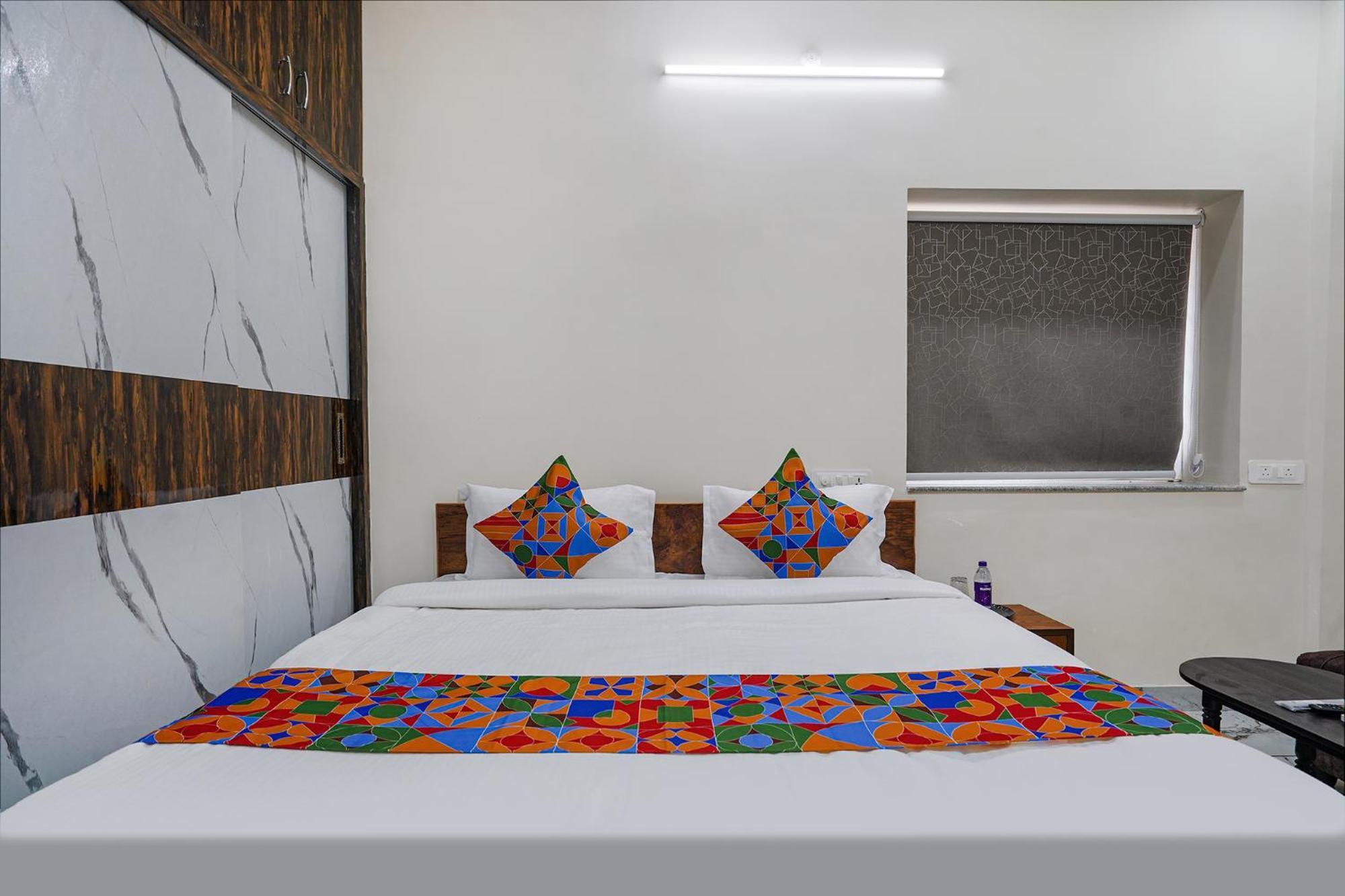 Fabhotel Perams Grand Inn - Hitech City Hyderabad Eksteriør bilde